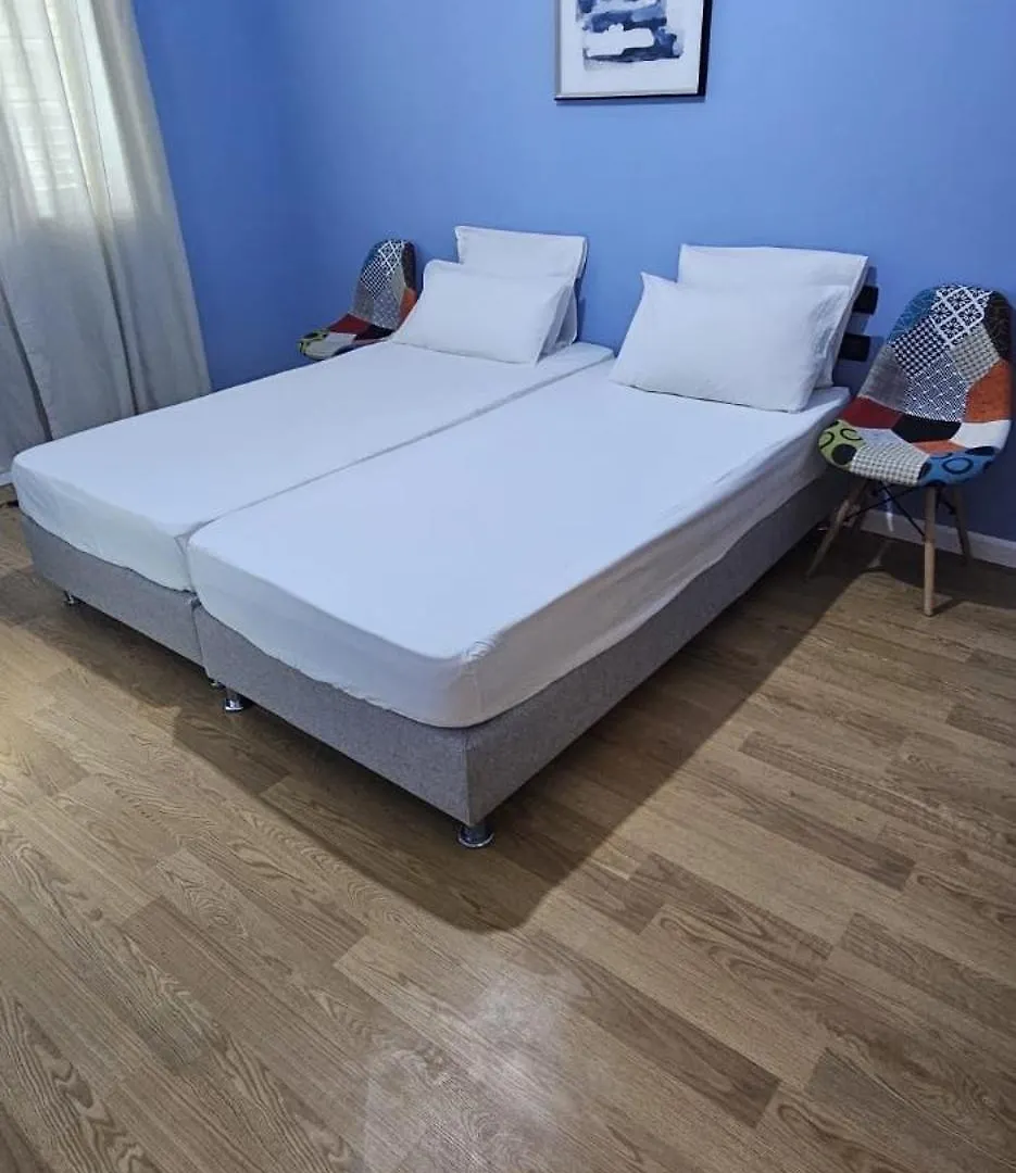 Daire Ilia'S Coastal Apartement Avlonya
